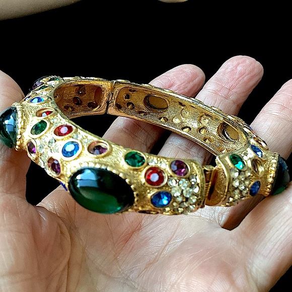 Sphinx of London Multi Cabochon &
Rhinestone Bracelet (t152) - Picture 9 of 10